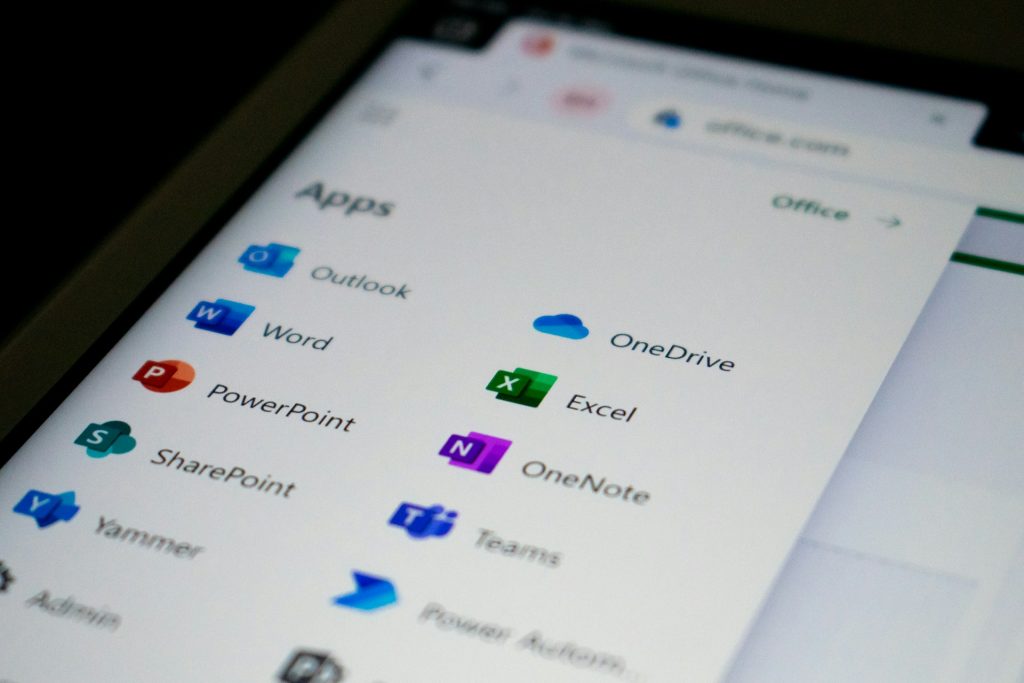 Microsoft 365 evoluciona: el guardado en la nube ahora es el estándar en Word