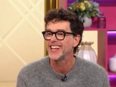 La ex estrella de Emmerdale le envía amor a Mark Charnock en medio de un hito importante