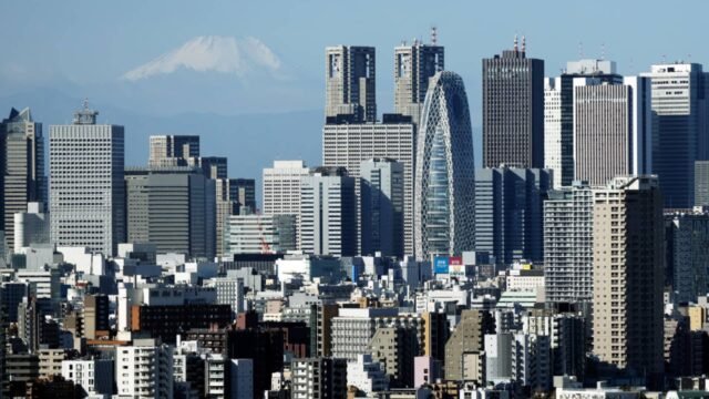 108209729-1759966309038-gettyimages-2198787070-JAPAN_SKYLINE.jpeg