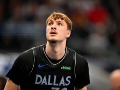 El novato de los Mavs, Cooper Flagg (tobillo), en duda contra el Jazz