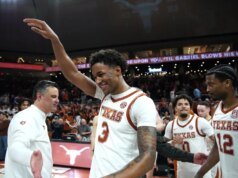 Resumen de los 25 mejores: Texas pone fin al comienzo perfecto del No. 10 Vanderbilt