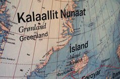 Los miembros de la OTAN consideran aumentar su presencia en Groenlandia para calmar a Trump: medios