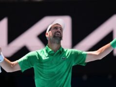 La victoria número 399 de Grand Slam de Djokovic lo impulsa a la tercera ronda del Abierto de Australia