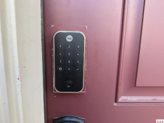 Las 7 mejores cerraduras inteligentes (2026) para puertas de entrada, puertas laterales e incluso garajes