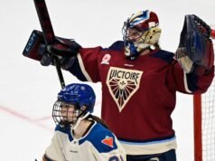 Desbiens detiene 26 tiros, Gosling anota en la victoria de Victoire