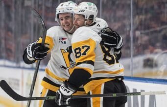 Los pingüinos anotan tres veces en los primeros tres minutos y superan a los Oilers