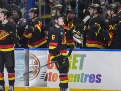Los Canucks utilizan la resiliencia y el enfoque estricto para romper la racha de 11 derrotas consecutivas