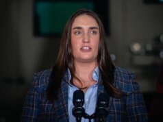 El segundo funcionario de ICE, un aliado de Noem, deja la agencia para postularse para el Congreso