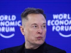 Elon Musk cube en Davos que algún día los robots superarán en número a las personas