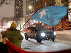 La inundación de refugiados no es una política inteligente, es el regalo que sigue recibiendo