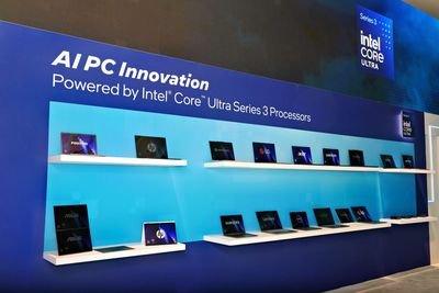 intel-core-ultra-chips.jpg