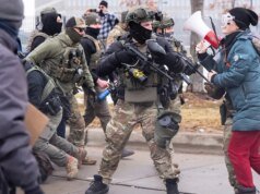 La izquierda busca mártires para alimentar el levantamiento anti-Trump mientras las operaciones de management de ICE se intensifican en todo el país