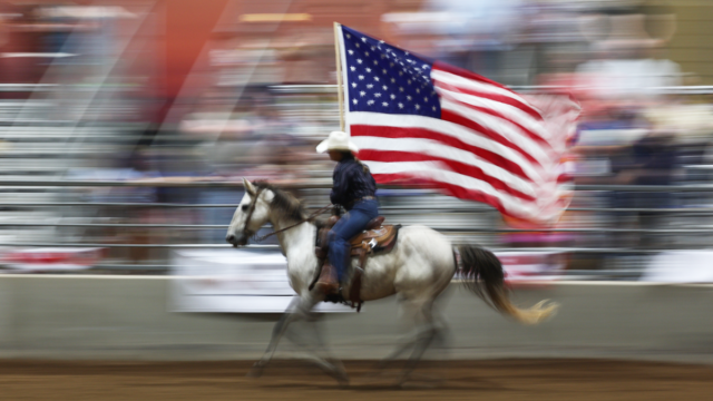 texas-rodeo-cowboy-american-flag.png