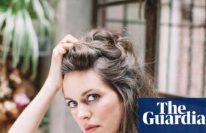 ‘Fue espeluznante’: la cantante folks Olivia Chaney cuenta cómo una canción que refleja su propio triángulo amoroso estilo Brontë terminó en Cumbres Borrascosas