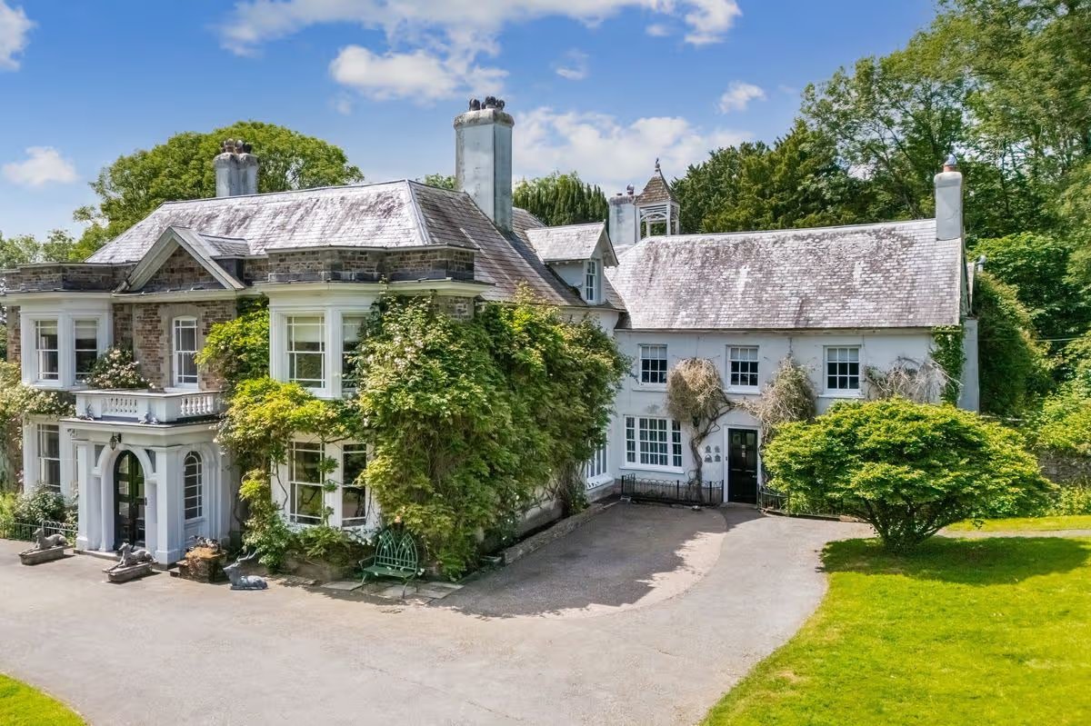 La impresionante casa de la leyenda de los Rolling Stones ya está a la venta por £2,75 millones