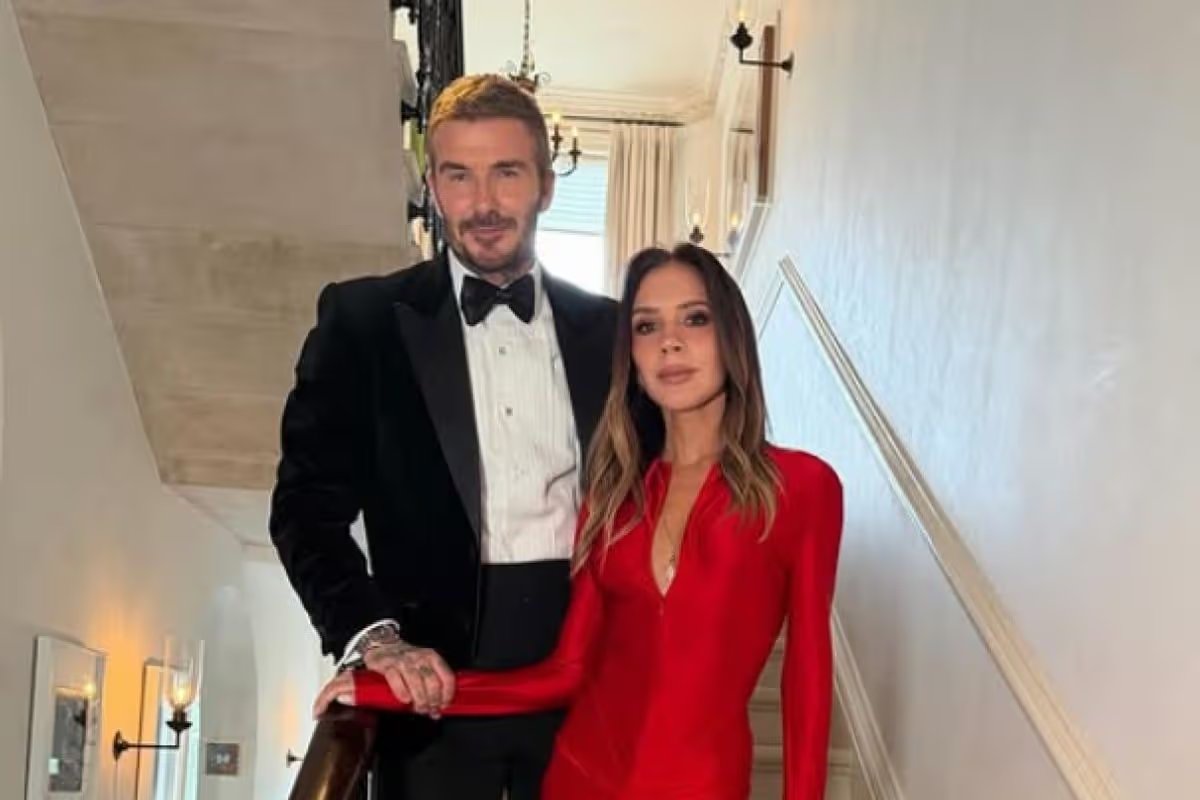 David Beckham elogia públicamente a Victoria en homenaje a Cruz el día 21 en medio de las consecuencias de Brooklyn