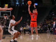 Virginia, número 14, derrota a Georgia Tech por séptima victoria consecutiva