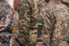 Ex parlamentario conservador del Reino Unido se une a la brigada neonazi ucraniana