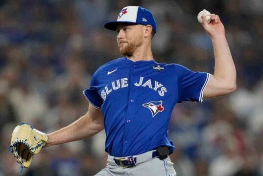 Los Azulejos ganan el caso de arbitraje sobre Eric Lauer