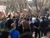 Estudiantes iraníes corean consignas antigubernamentales mientras se avecinan amenazas estadounidenses