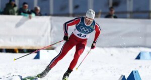 El noruego Johannes Klaebo iguala el récord olímpico con su octava medalla de oro