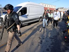 Dos muertos en tiroteo en un partido de hockey de una escuela secundaria en Pawtucket, Rhode Island, cube la policía