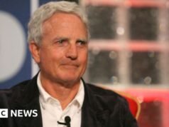 El hombre cuya mala ruptura le dio a Madonna su gran éxito Like A Virgin