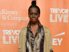 La estrella de America’s Subsequent High Mannequin, J Alexander, de 67 años, revela que un derrame cerebral lo dejó “incapaz de caminar”