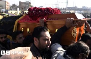 Presunto autor intelectual entre los cuatro detenidos tras la explosión en una mezquita en Pakistán