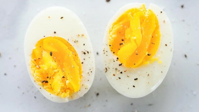 hard-boiled-egg-halves.jpg
