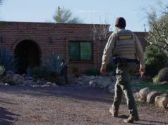 La teoría del robo en el caso desaparecido de Guthrie es “ridículamente rara”, cube una fuente policial