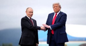 Trump pide a expertos nucleares trabajar en un ‘tratado nuevo, mejorado y modernizado’