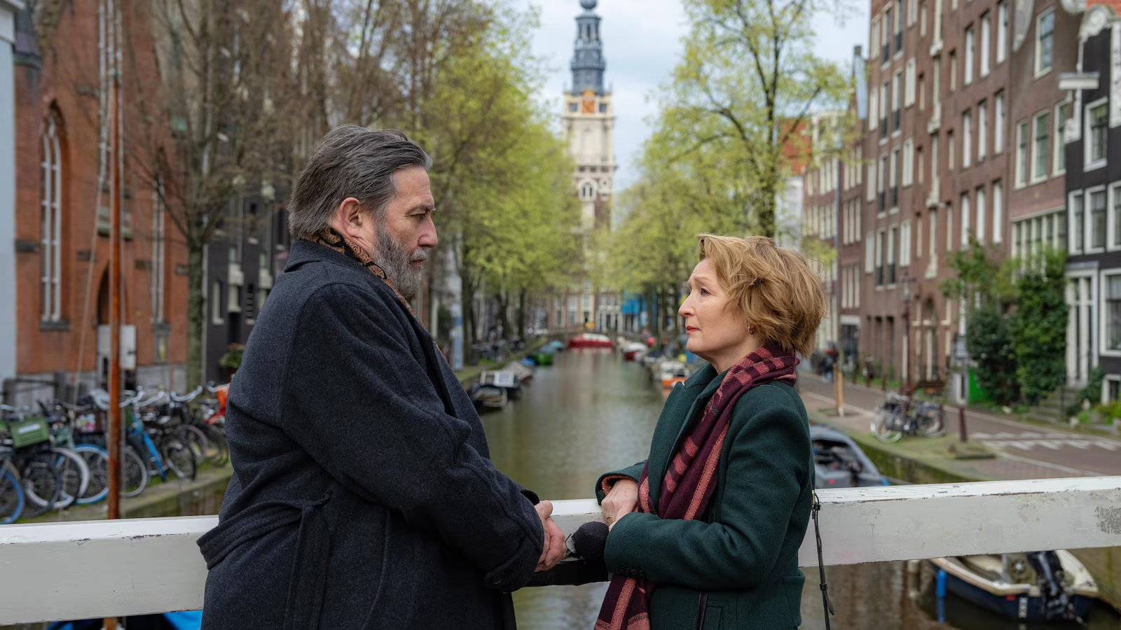 Reseña de la película: En ‘Midwinter Break’, una tranquila historia de matrimonio con Lesley Manville y Ciarán Hinds